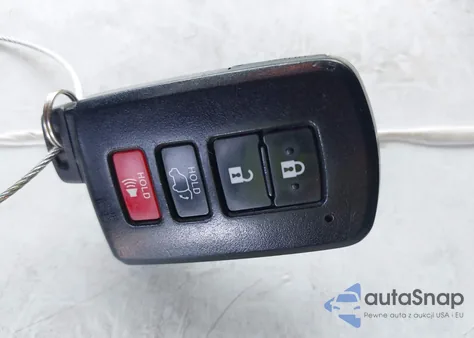 2018 Toyota Highlander Se/Xle z USA, uszkodzony, nr VIN 5TDKZRFH9JS531633